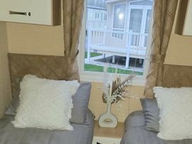 Golden Palm Resort - Holiday Accommodation 21761 - Lincolnshire - 1188177 - thumbnail photo 6