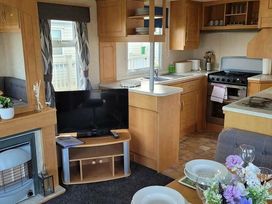 Golden Anchor Holiday Park - Holiday Accommodation 21762 - Lincolnshire - 1188178 - thumbnail photo 2