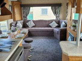 Golden Anchor Holiday Park - Holiday Accommodation 21762 - Lincolnshire - 1188178 - thumbnail photo 3