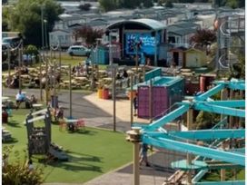 Golden Sands - Holiday Accommodation 21763 - Lincolnshire - 1188179 - thumbnail photo 10