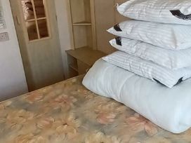 Cherry Tree Holiday Park - Holiday Accommodation 21768 - Norfolk - 1188182 - thumbnail photo 7