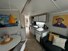 Seton Sands Caravan Park - Holiday Accommodation 21771 - Scottish Lowlands - 1188186 - thumbnail photo 7