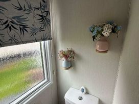 Seton Sands Caravan Park - Holiday Accommodation 21771 - Scottish Lowlands - 1188186 - thumbnail photo 19