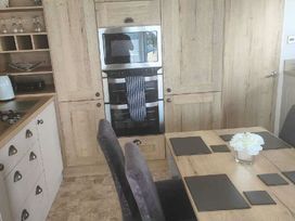 Brynowen Holiday Park - Holiday Accommodation 21774 - Mid Wales - 1188189 - thumbnail photo 2