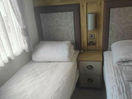 Brynowen Holiday Park - Holiday Accommodation 21774 - Mid Wales - 1188189 - thumbnail photo 9