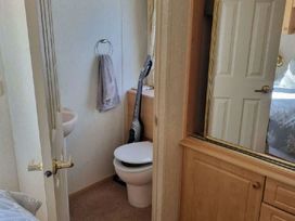 Southview Holiday Park - Holiday Accommodation 21775 - Lincolnshire - 1188190 - thumbnail photo 16