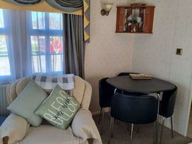 Southview Holiday Park - Holiday Accommodation 21776 - Lincolnshire - 1188191 - thumbnail photo 8