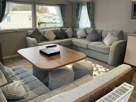 Marton Mere Holiday Village - Holiday Accommodation 21777 - Lake District - 1188192 - thumbnail photo 6