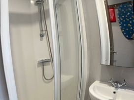 Marton Mere Holiday Village - Holiday Accommodation 21777 - Lake District - 1188192 - thumbnail photo 8