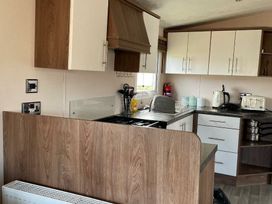 Sunnydale Holiday Park - Holiday Accommodation 21780 - Lincolnshire - 1188195 - thumbnail photo 13