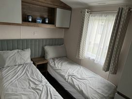 Presthaven Beach Resort - Holiday Accommodation 21781 - North Wales - 1188196 - thumbnail photo 4