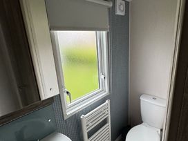 Presthaven Beach Resort - Holiday Accommodation 21781 - North Wales - 1188196 - thumbnail photo 5