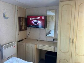 Kingfisher Caravan Park - Holiday Accommodation 21791 - Lincolnshire - 1188203 - thumbnail photo 5