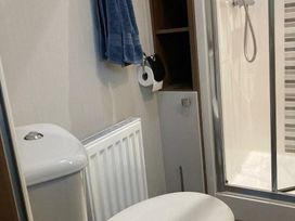 Greenacres Holiday Park - Holiday Accommodation 21804 - North Wales - 1188217 - thumbnail photo 10