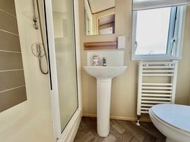 Challaborough Bay Holiday Park - Holiday Accommodation 21806 - Devon - 1188219 - thumbnail photo 11