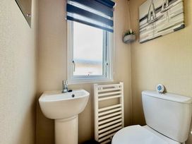 Challaborough Bay Holiday Park - Holiday Accommodation 21806 - Devon - 1188219 - thumbnail photo 12