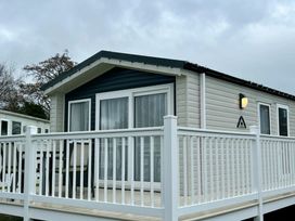 Hafan y Mor Haven - Holiday Accommodation 21809 - North Wales - 1188222 - thumbnail photo 1