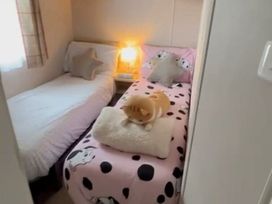 Hafan y Mor Haven - Holiday Accommodation 21809 - North Wales - 1188222 - thumbnail photo 6