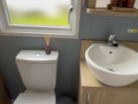 Hafan y Mor Haven - Holiday Accommodation 21809 - North Wales - 1188222 - thumbnail photo 7