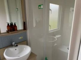 Hafan y Mor Haven - Holiday Accommodation 21809 - North Wales - 1188222 - thumbnail photo 8