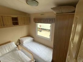 Seal Bay Resort - Holiday Accommodation 21816 - Hampshire - 1188226 - thumbnail photo 4