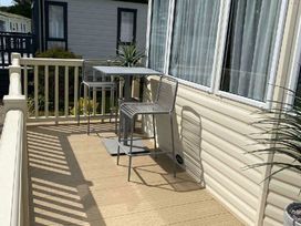 Seal Bay Resort - Holiday Accommodation 21816 - Hampshire - 1188226 - thumbnail photo 7
