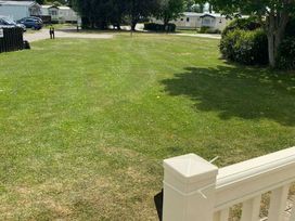 Seal Bay Resort - Holiday Accommodation 21816 - Hampshire - 1188226 - thumbnail photo 8
