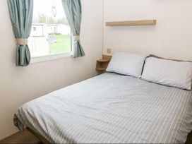 Hafan y Mor Haven - Holiday Accommodation 21822 - North Wales - 1188230 - thumbnail photo 4