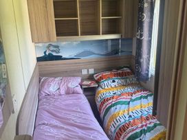 Burnham-on-Sea Holiday Park - Holiday Accommodation 21825 - Devon - 1188232 - thumbnail photo 4