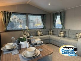 Eastgate Caravan Park - Holiday Accommodation 21826 - Lincolnshire - 1188233 - thumbnail photo 6