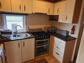 Allensbank Holiday Park - Holiday Accommodation 21828 - South Wales - 1188235 - thumbnail photo 8