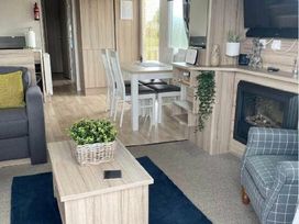 Tattershall Lakes Country Park - Holiday Accommodation 21833 - Lincolnshire - 1188239 - thumbnail photo 6