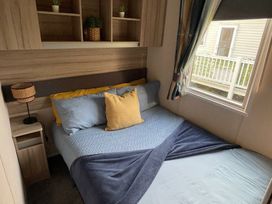 Tattershall Lakes Country Park - Holiday Accommodation 21833 - Lincolnshire - 1188239 - thumbnail photo 17