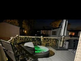 Tattershall Lakes Country Park - Holiday Accommodation 21833 - Lincolnshire - 1188239 - thumbnail photo 19