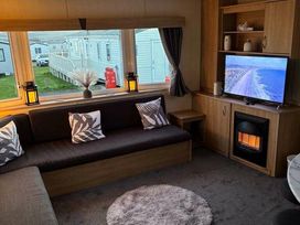 Blue Dolphin Holiday Park - Holiday Accommodation 21834 - North Yorkshire (incl. Whitby) - 1188240 - thumbnail photo 3