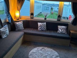 Blue Dolphin Holiday Park - Holiday Accommodation 21834 - North Yorkshire (incl. Whitby) - 1188240 - thumbnail photo 4