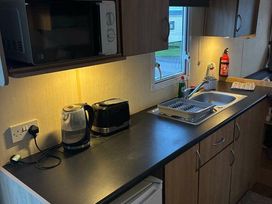 Blue Dolphin Holiday Park - Holiday Accommodation 21834 - North Yorkshire (incl. Whitby) - 1188240 - thumbnail photo 6