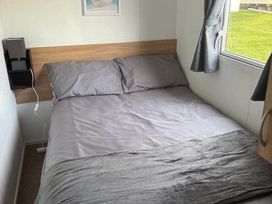 Blue Dolphin Holiday Park - Holiday Accommodation 21834 - North Yorkshire (incl. Whitby) - 1188240 - thumbnail photo 12