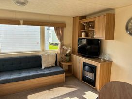 Lyons Robin Hood - Holiday Accommodation 21840 - North Wales - 1188245 - thumbnail photo 9