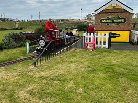 Happy Days Seaside Holiday Park - Holiday Accommodation 21841 - Lincolnshire - 1188246 - thumbnail photo 10