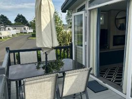 Kiln Park Holiday Park - Holiday Accommodation 21846 - South Wales - 1188250 - thumbnail photo 11