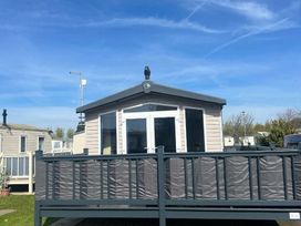 Cleethorpes Beach Holiday Park - Holiday Accommodation 21847 - Lincolnshire - 1188251 - thumbnail photo 2