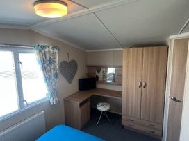 Cleethorpes Beach Holiday Park - Holiday Accommodation 21847 - Lincolnshire - 1188251 - thumbnail photo 9