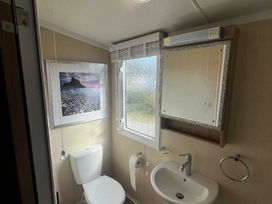 Cleethorpes Beach Holiday Park - Holiday Accommodation 21847 - Lincolnshire - 1188251 - thumbnail photo 13