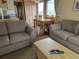 Clarach Bay Holiday Village - Holiday Accommodation 21849 - Mid Wales - 1188253 - thumbnail photo 5