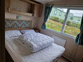 Clarach Bay Holiday Village - Holiday Accommodation 21849 - Mid Wales - 1188253 - thumbnail photo 11