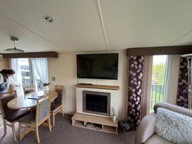 Clarach Bay Holiday Village - Holiday Accommodation 21850 - Mid Wales - 1188254 - thumbnail photo 6