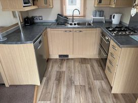 Clarach Bay Holiday Village - Holiday Accommodation 21850 - Mid Wales - 1188254 - thumbnail photo 7