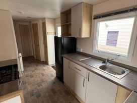Golden Palm Resort - Holiday Accommodation 21852 - Lincolnshire - 1188255 - thumbnail photo 4