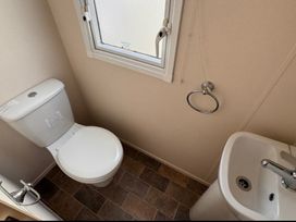 Golden Palm Resort - Holiday Accommodation 21852 - Lincolnshire - 1188255 - thumbnail photo 11